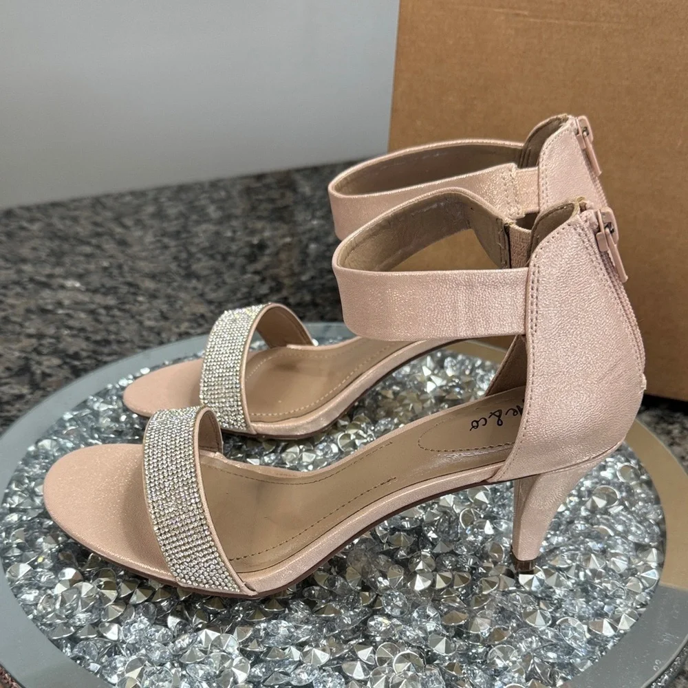 Style & Co. Phillyis blush Pink rose gold Silver rhinestone heels new 8.5W